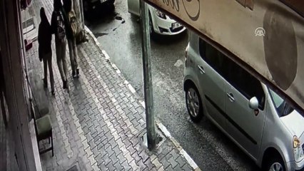 Fren yerine gaza basınca fırına çarptı - AMASYA