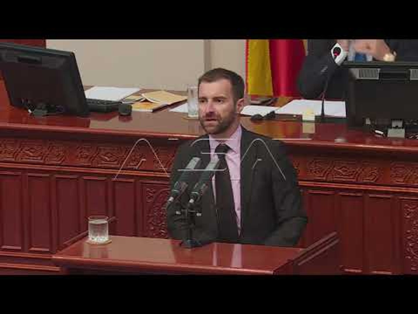 ⁣Собранието расправа за Законот за употреба на јазиците
