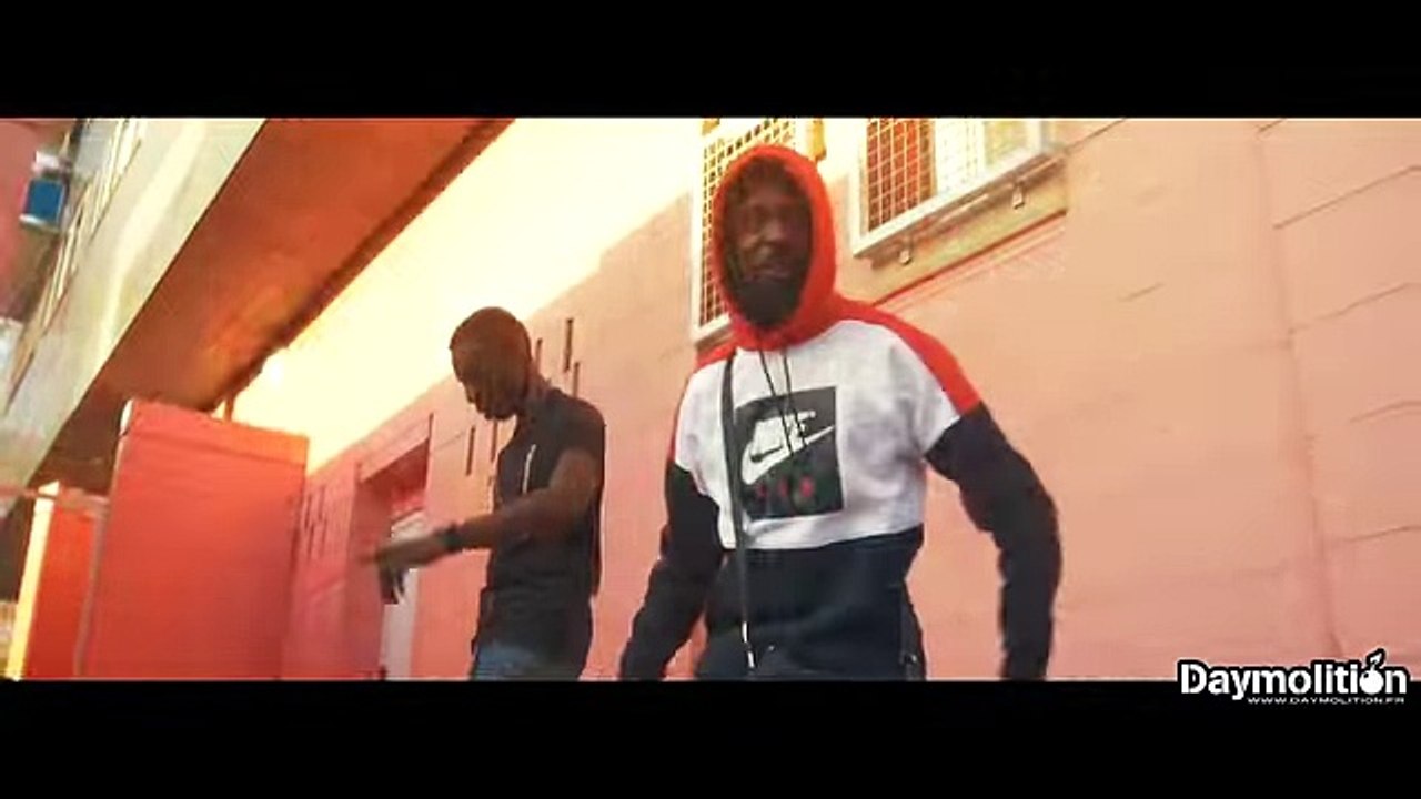 DA Uzi - 2kil de coke