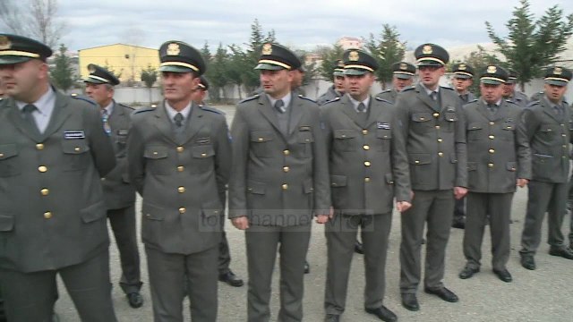 Rama e paralajmëroi në Top Story, pezullohet policia gri - Top Channel Albania - News - Lajme