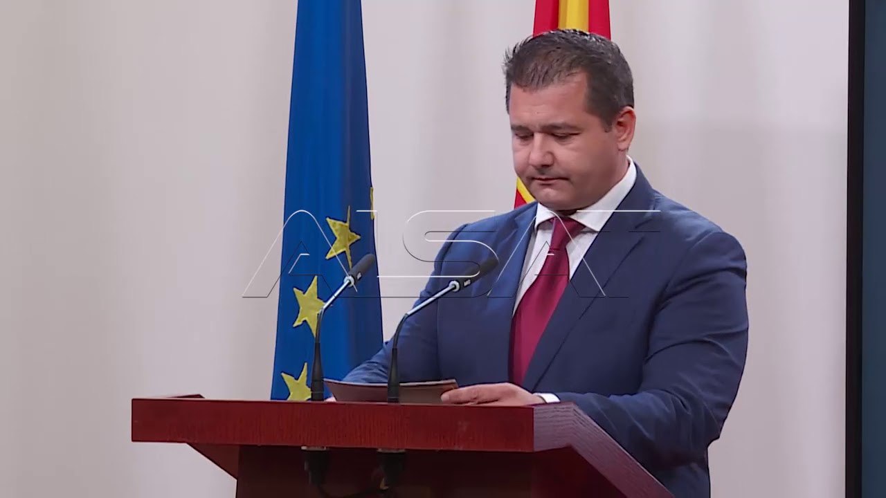 За кампањи и реклами минатата влада потрошила 1...