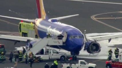 美 사우스웨스트 비행기 또 창문 깨져 비상착륙 / YTN