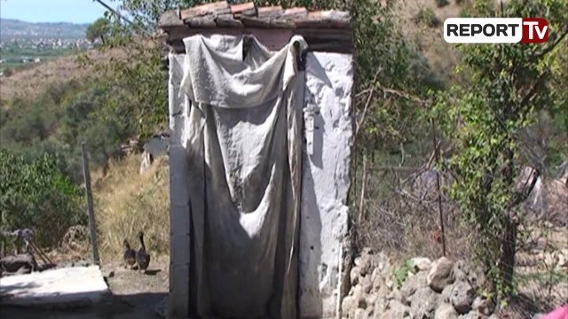 Report TV - Rrogozhinë, familja Lloga jeton në kushte çnjerëzore