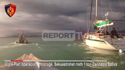 Report TV - Fier, bllokohen në det 1 ton drogë, po dërgohej drejt Italisë