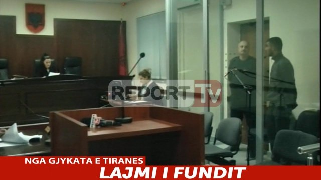 Report TV - Tërhoqi zvarrë me makinë 14- vjeçarin, gjykata liron të riun