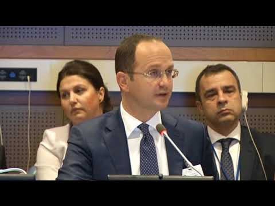 Ora News - Rrjeti i grave Mesdhetare, Bushati-Alfano: Kontribut për paqen dhe sigurinë