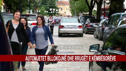 DITA PA MAKINA , SHKELET ME DY KËMBË