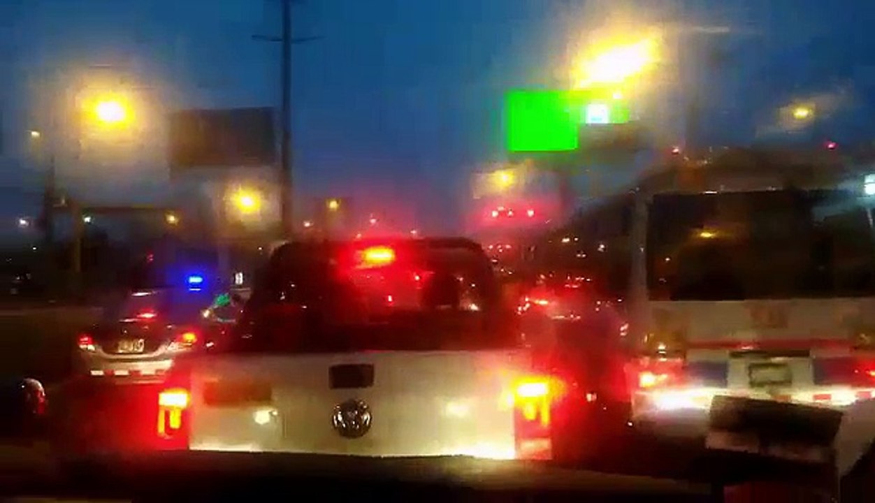 Entrevista sobre el trafico en Lima Perú