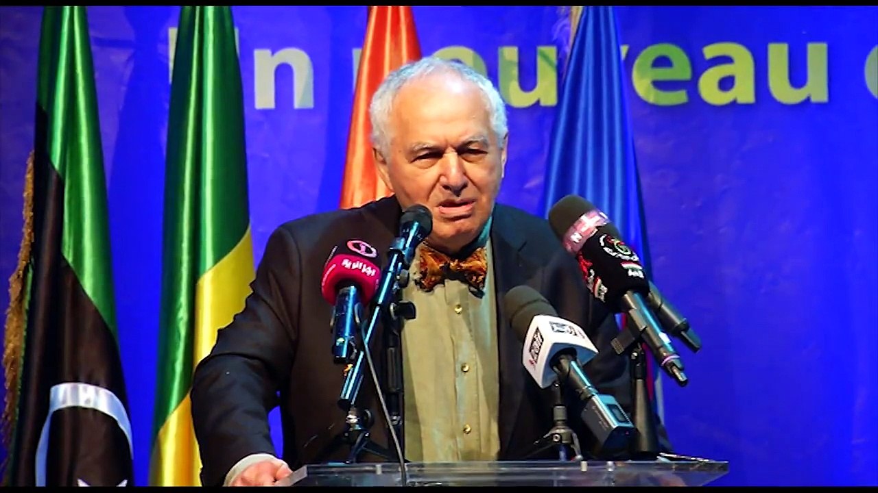 Sid Ahmed Ghozali : "Nous sommes berbères depuis des dizaines de milliers d'années"