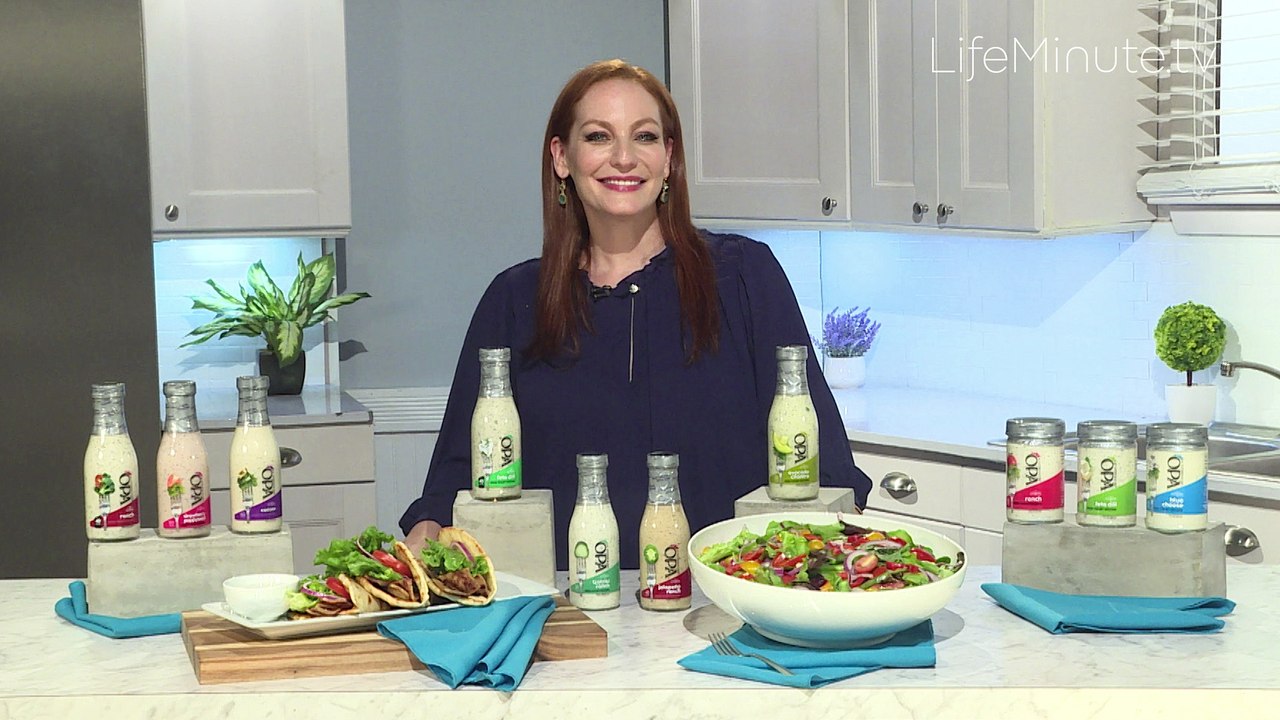 Must-Try Salad Dressings (With Fewer Calories!)