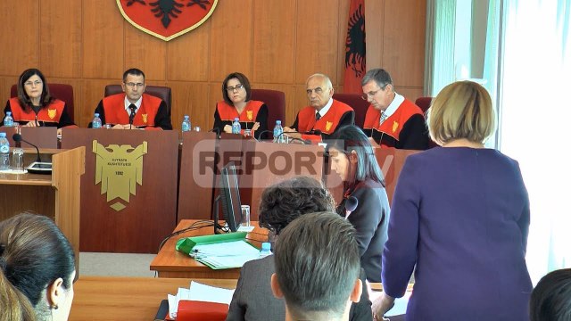 Report TV - Vettingu,Kushtetuesja shqyrton padinë e gjyqtarëve