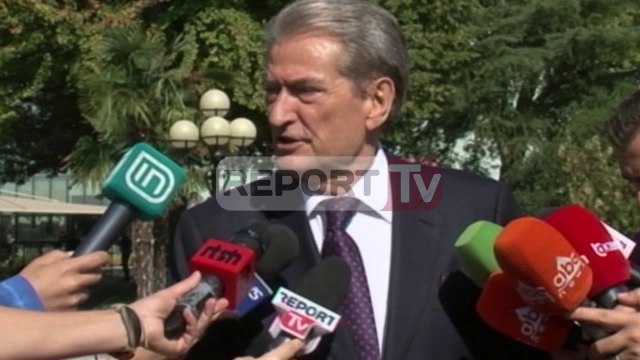 Report TV - Berisha: Dënoj aktin e ndërprerjes së sinjalit të parlamentit për mediat