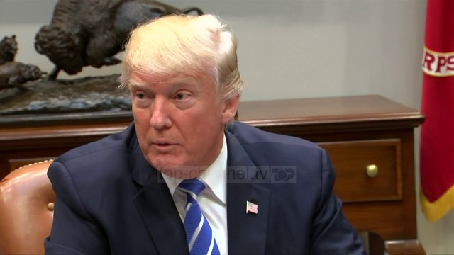 Dorëhiqet Sekretari amerikan i shëndetësisë - Top Channel Albania - News - Lajme