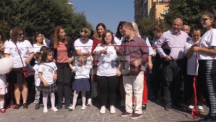 Report TV - Tiranë,marshim sensibilizues për fëmijët me sindromën Down