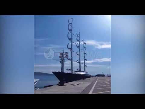 Ora News – Mbërrin në Sarandë jahti luksoz, ja VIP-at që e kanë përdorur