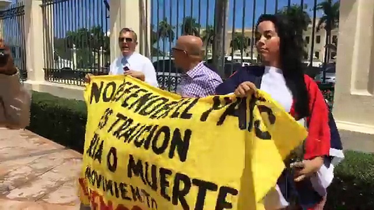 Visita sorpresa para danilo media por Manny Solano - Estamos en el Palacio Nacional en visita...