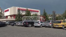 Report TV - Lezha pa parking, autobusët me turist ikin se s’kanë ku të parkohen