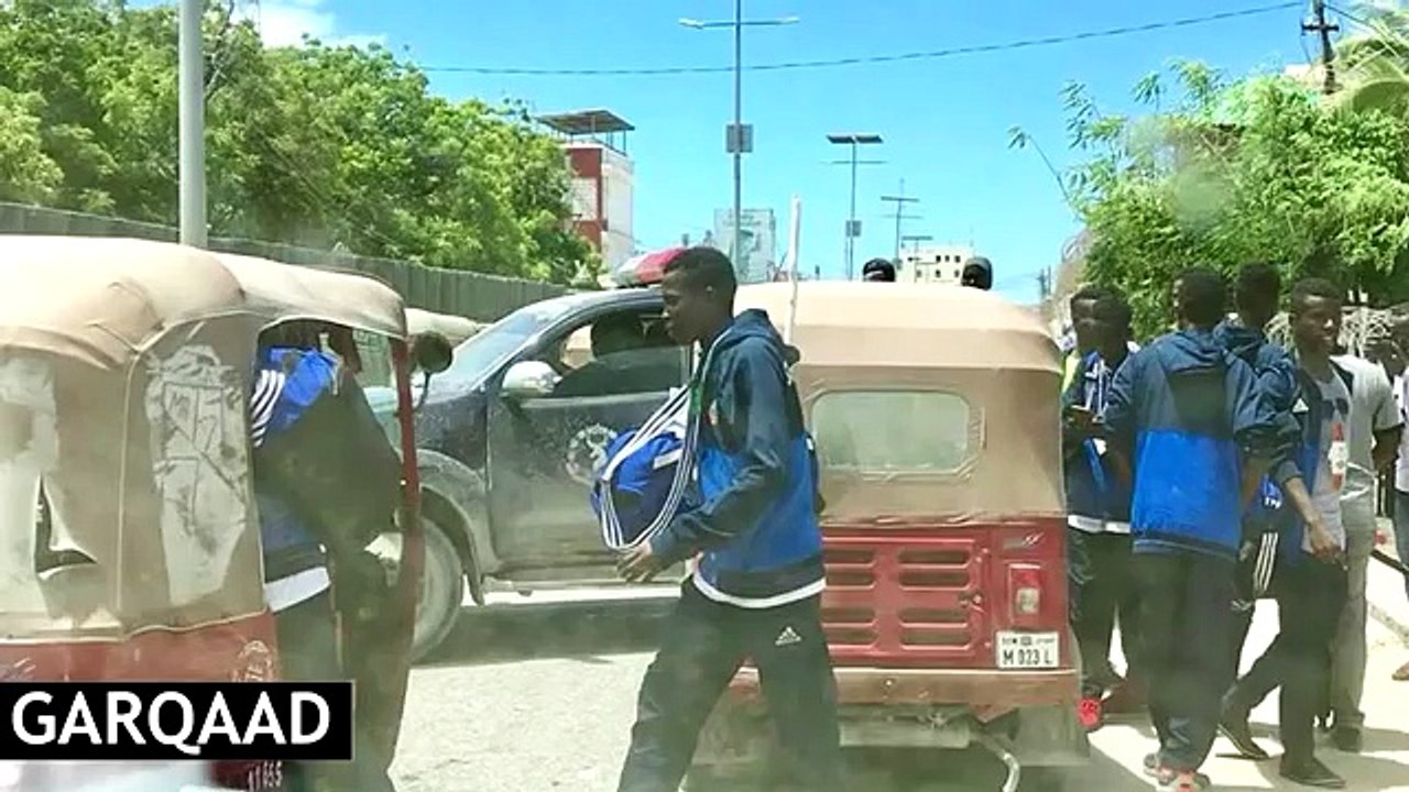 WARAR DEG DEG AH: Mooshin cusub Gaas, Yarisow oo war cusub kenay - Farmaajo la kulamay & Warar kale