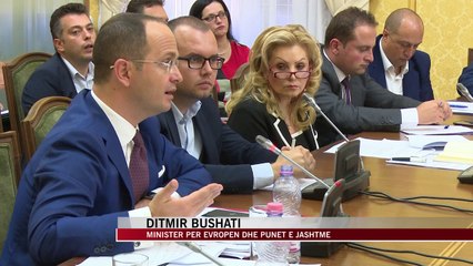 Grekët përplasen me Bushatin - News, Lajme - Vizion Plus