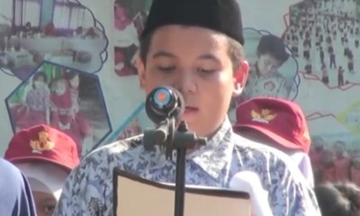 Siswa SD Jadi Kepala Sekolah Sehari