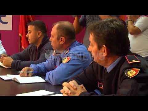 Ora News – Fier, OSHEE i kërkon ndihmë policisë për prerjen e lidhjeve