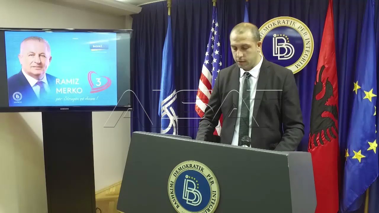 Кандидатот на ДУИ за Гостивар се сретна со жите...