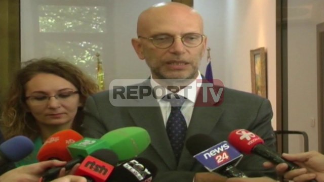 Report TV - Ambasadori italian Cutillo: Luftoni krimin e organizuar, dënoni autorët