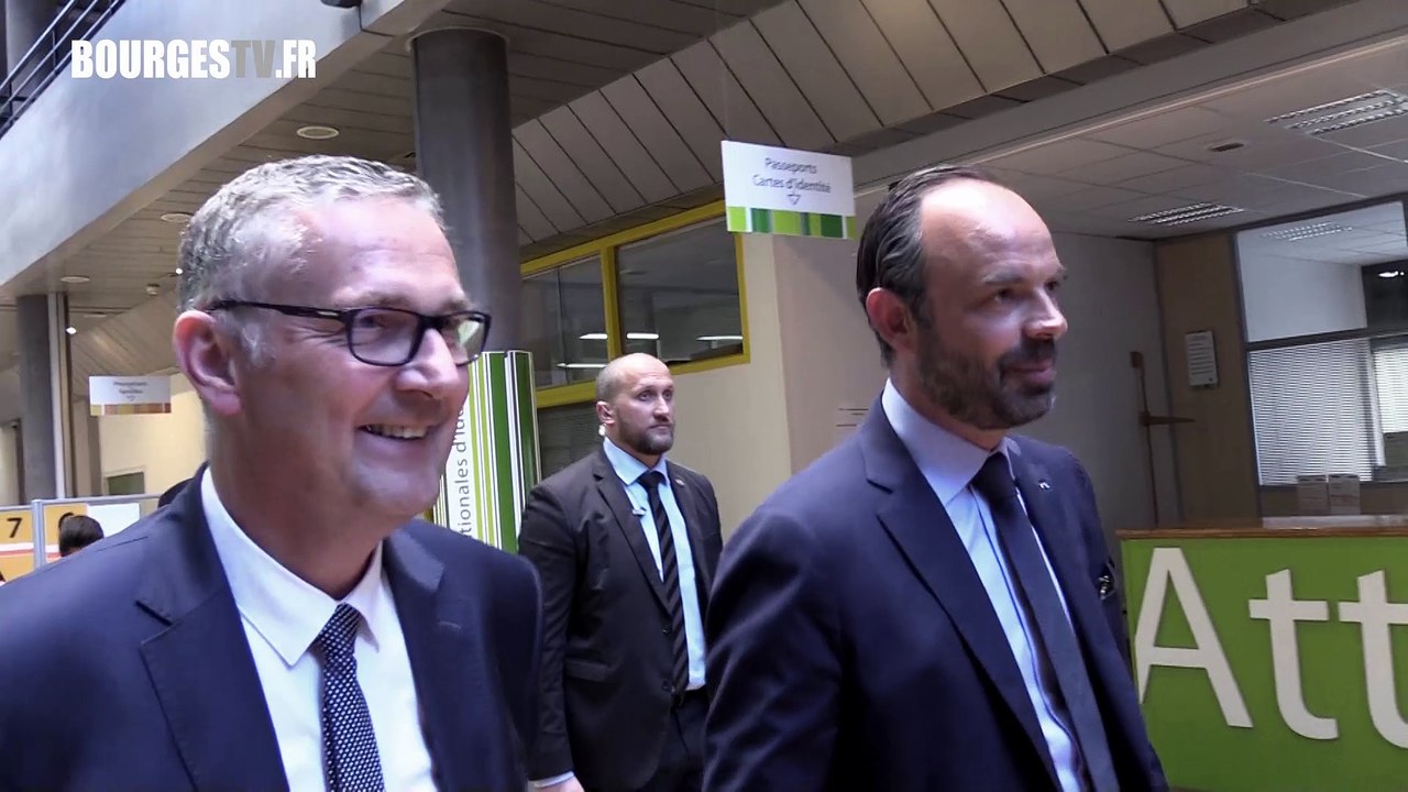 LE PREMIER MINISTRE A BOURGES