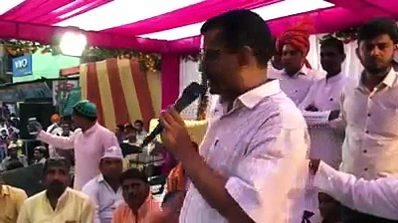 हर साल 70000 हजार लोगो को नोकरी मिलेगी केजरीवाल का वादा हे arvind kejriwal