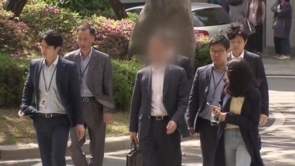 '드루킹 인사청탁 대상' 변호사 경찰 출석 / YTN