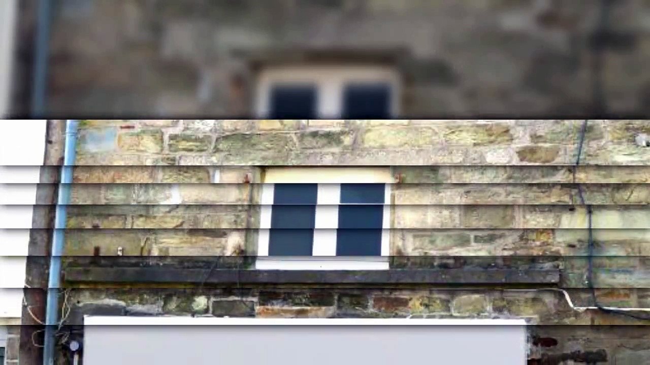 Centre ville de CARHAIX, immeuble sur 3 étages 70 850€ FAI