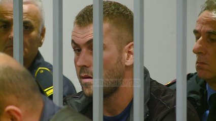 Goditi makinën e policisë - Top Channel Albania - News - Lajme