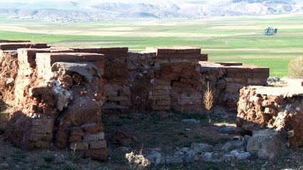 Dünya da ilk anlaşmanın yazıldığı Sarissa antik kenti gizemini koruyor