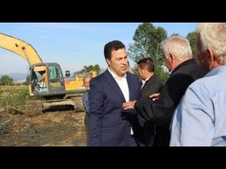 Ora News - Peleshi inspekton pastrimin e kanaleve kulluese në Lezhë