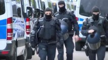 الشرطة الألمانية تداهم ملجأ بعيد اشتباكات مع مهاجرين