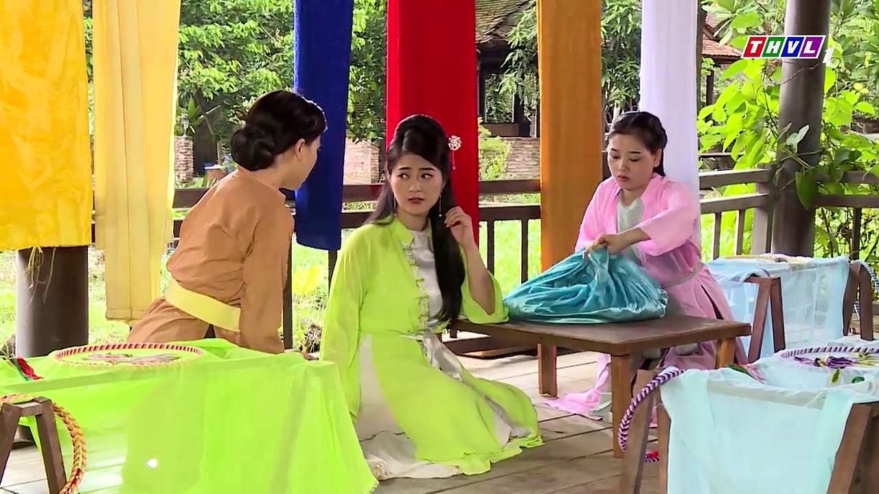 THVL   Chuyện xưa tích cũ– Tập 8[4]  Thanh Hòa vờ đau đầu nhờ Huyền Trân giao hàng rồi đi tìm Bảo Ân