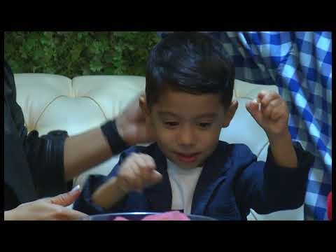 Ora News - “Lum nëna që të ka”, Valbona Halili: Djali im bekim nga Zoti