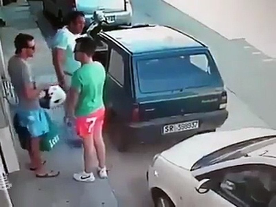 Cum sa scoti masina din parcare