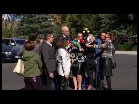 Ora News – Basha dhe Kryemadhi dënojnë sulmin e Ramës ndaj gazetarëve