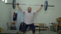 Peshëngritja, stërvitje në kushte të vështira - Top Channel Albania - News - Lajme