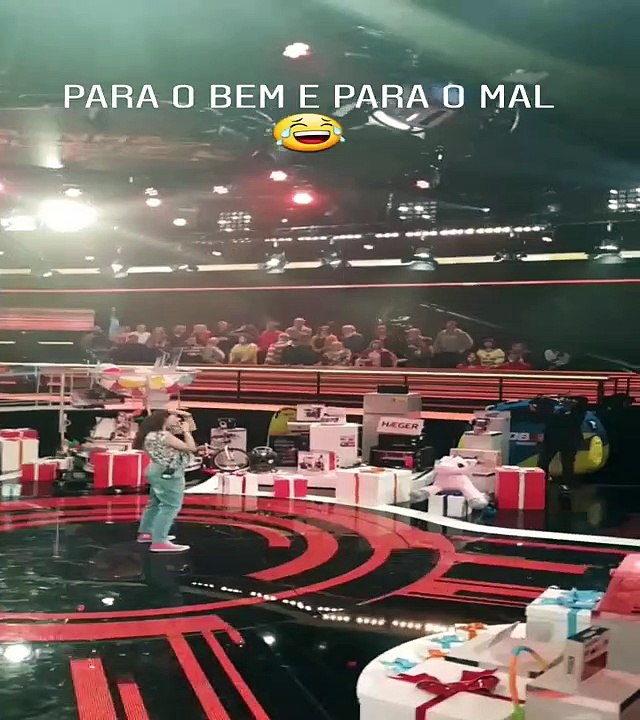 "Penta xau" ouvido nos estúdios da TVI para gozar com Cristina Ferreira
