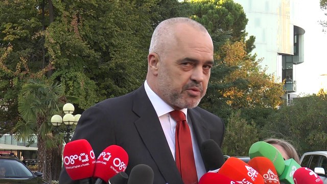 PD BLLOKON KUVENDIN, PERJASHTOHET NOKA, BASHA “RUÇI PO ÇON VENDIN NE KRIZE”, RAMA “OPOZITE PA KOKE”