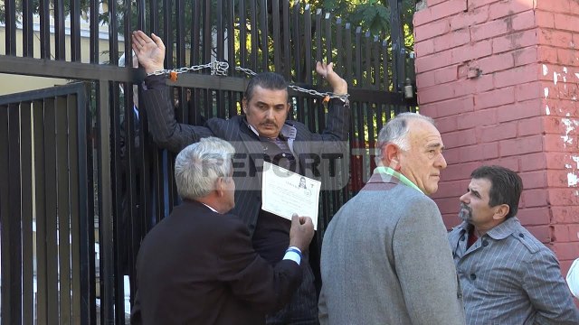 Report TV - 5 vjetori i djegies te Parlamenti, ish të përndjekurit në protestë