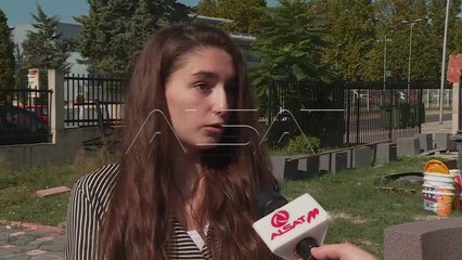 Përsëritja e problemeve me tekstet shkollore