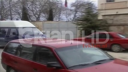 Akuzohet se perdhunoi dhe la shtatzene nje 15-vjeçare