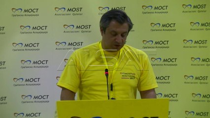 Most: Votime familjare dhe parregullsi me listat