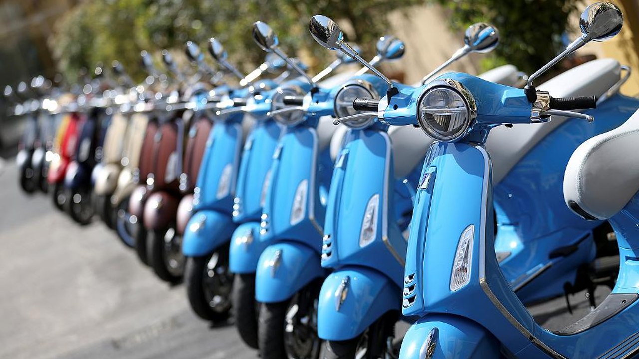 Kult-Zweirad feiert 50. Geburtstag: "Ich lebe die Vespa"