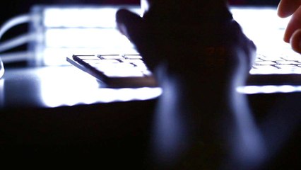 Cambridge Analytica of Facebook controversy to shut