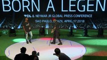 Neymar, con los pies en París y la cabeza en el Mundial 2018