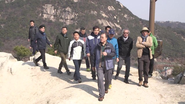 인왕산 경호시설 철거...50년 만에 완전 개방 / YTN